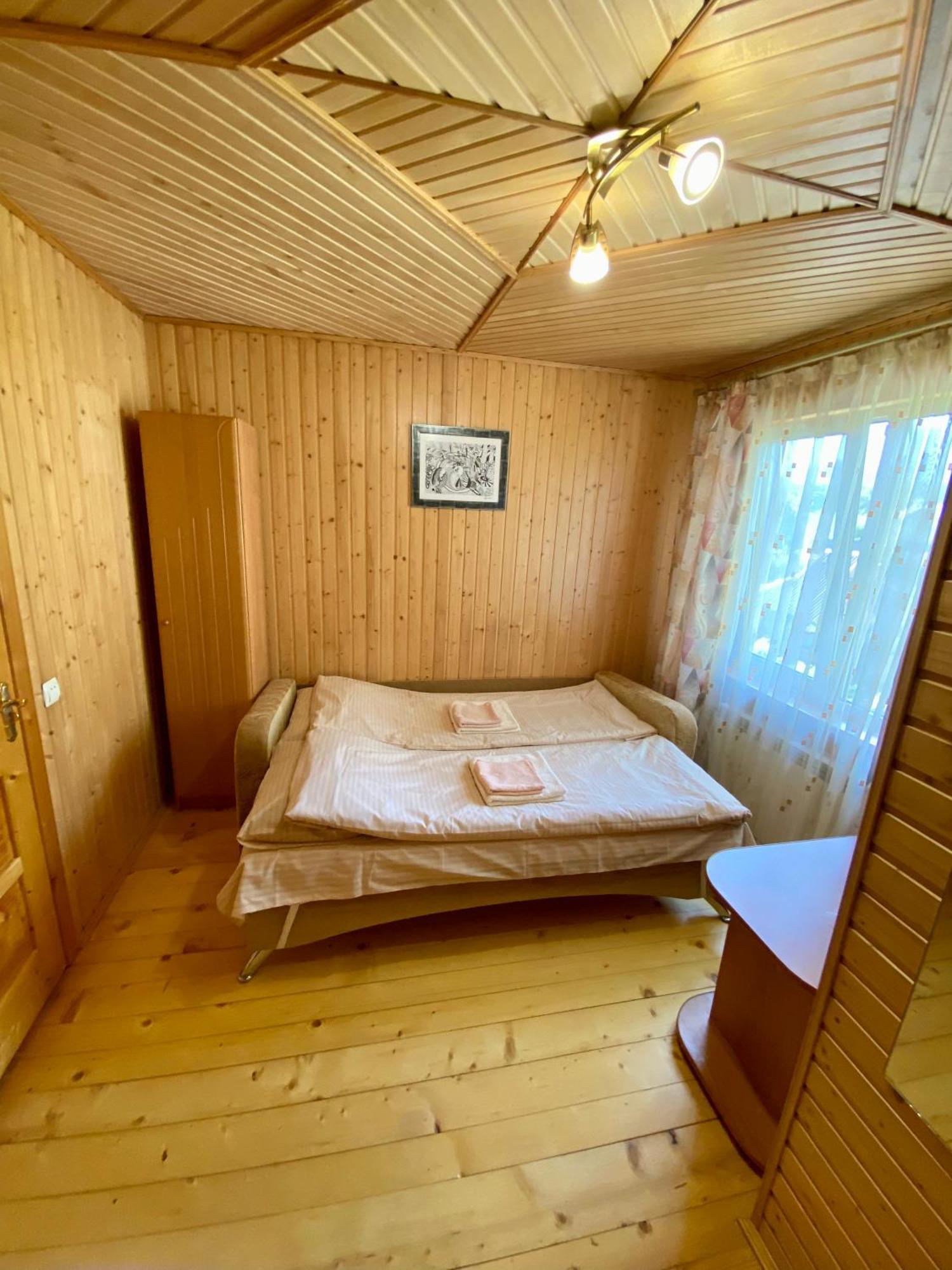 Zyma_Lito Guest House 亚列姆切 外观 照片